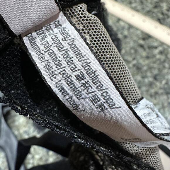 Victoria's Secret Bra Women 36DDD Black Dream Angels Lace Underwire Unlined FLAW - Picture 7 of 7